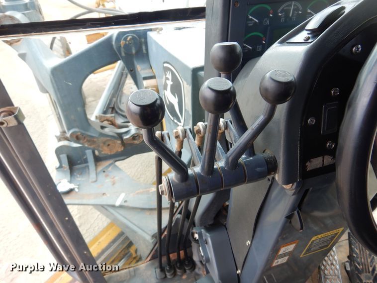 image for item KP9004 2008 John Deere 770D  motor grader