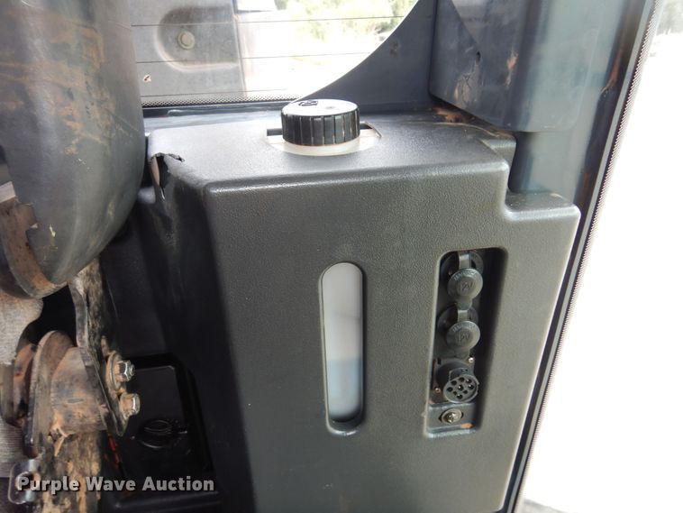 image for item KP9004 2008 John Deere 770D  motor grader