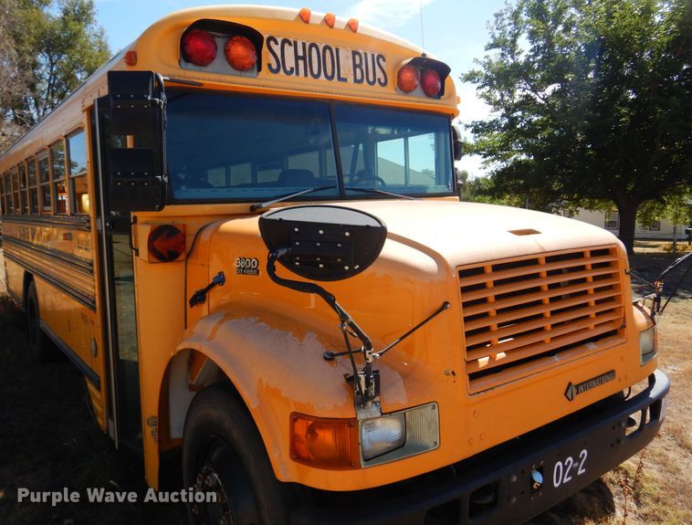 image for item KP9006 2002 International Blue Bird  school bus