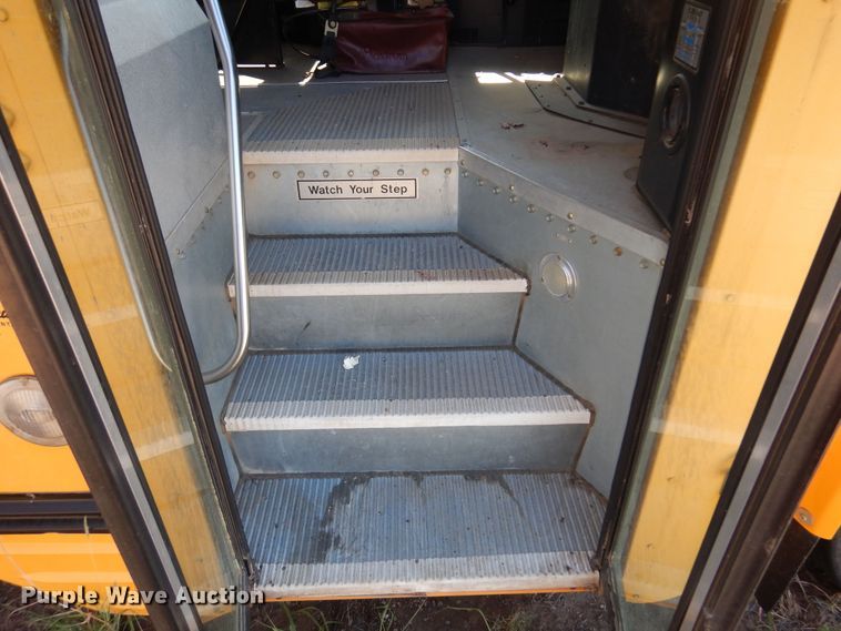 image for item KP9006 2002 International Blue Bird  school bus