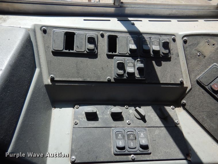 image for item KP9006 2002 International Blue Bird  school bus