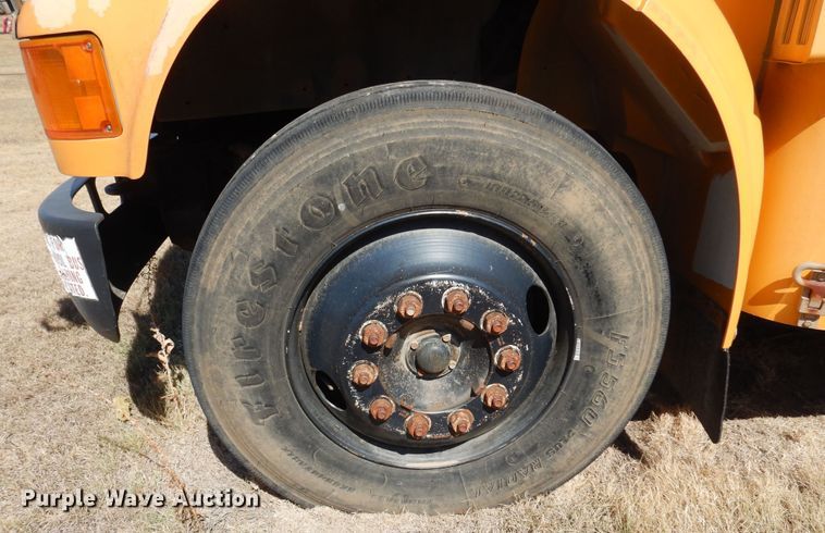 image for item KP9006 2002 International Blue Bird  school bus