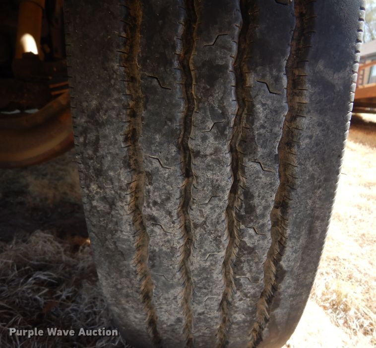 image for item KP9006 2002 International Blue Bird  school bus