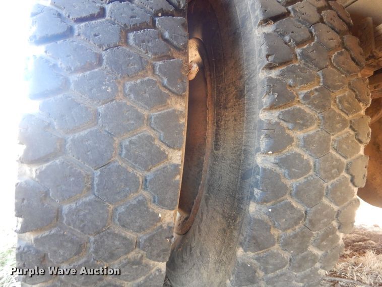 image for item KP9006 2002 International Blue Bird  school bus