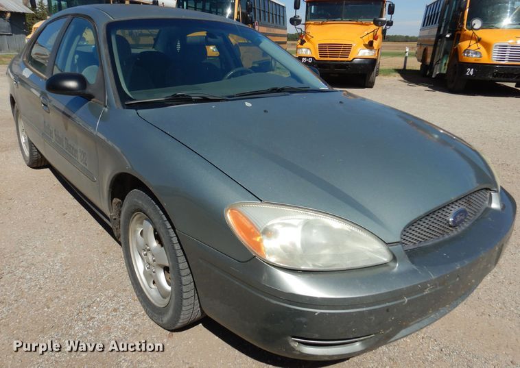 image for item KP9007 2007 Ford Taurus