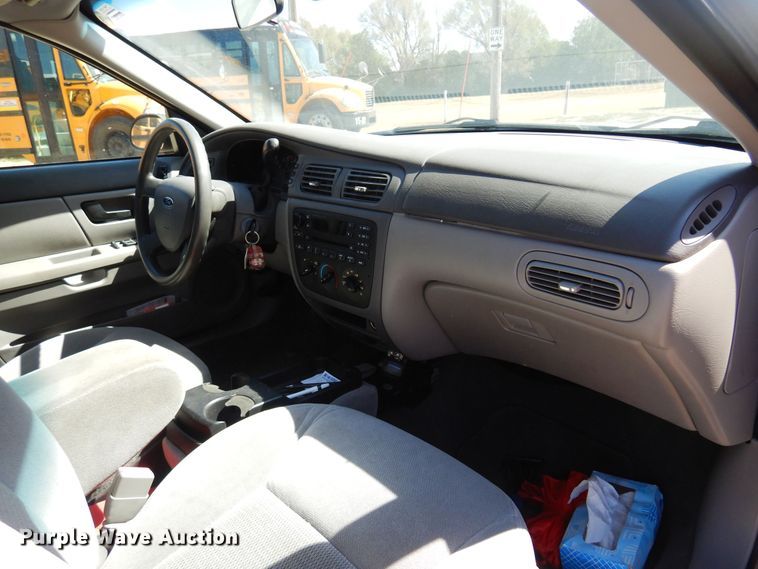 image for item KP9007 2007 Ford Taurus