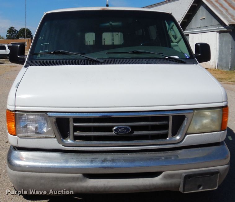 image for item KP9008 2003 Ford E150  van