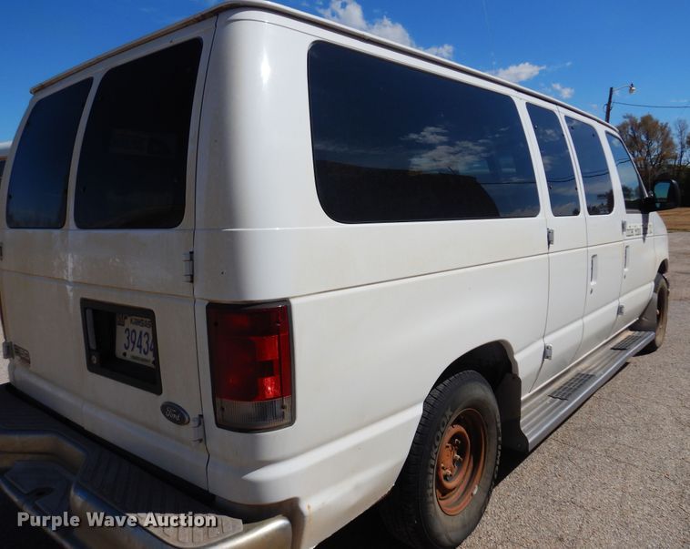 image for item KP9008 2003 Ford E150  van