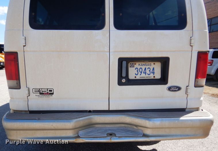 image for item KP9008 2003 Ford E150  van