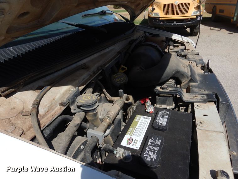 image for item KP9008 2003 Ford E150  van