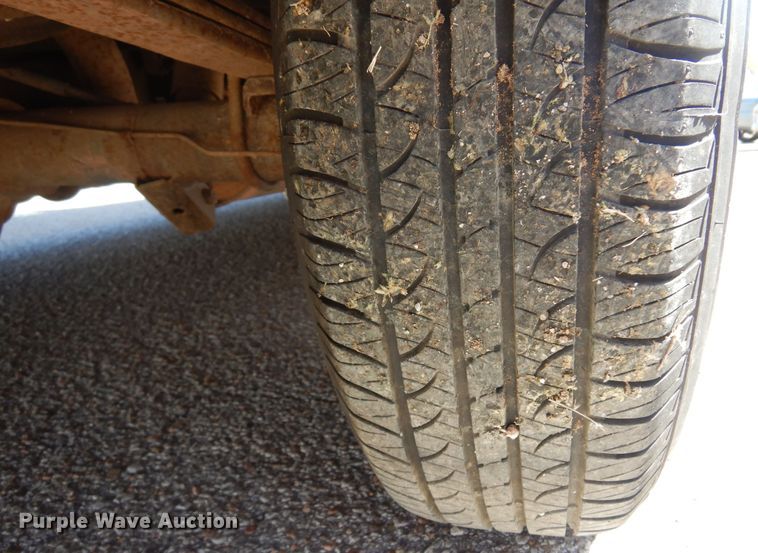 image for item KP9008 2003 Ford E150  van