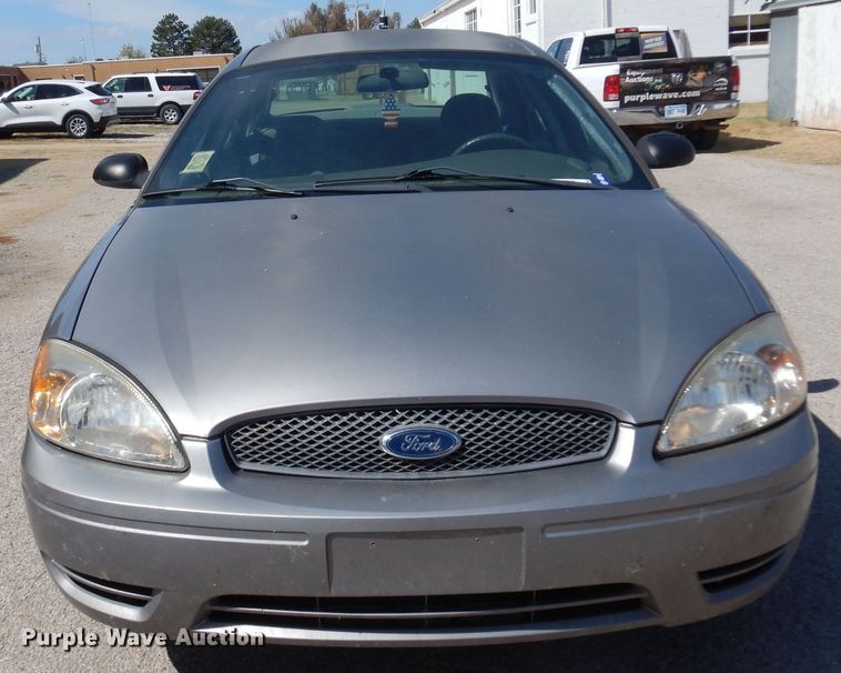 image for item KP9009 2006 Ford Taurus