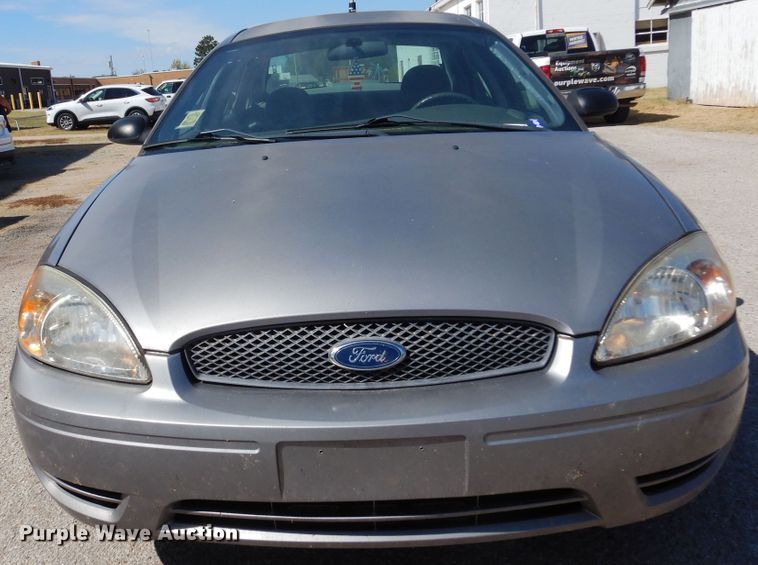 image for item KP9009 2006 Ford Taurus