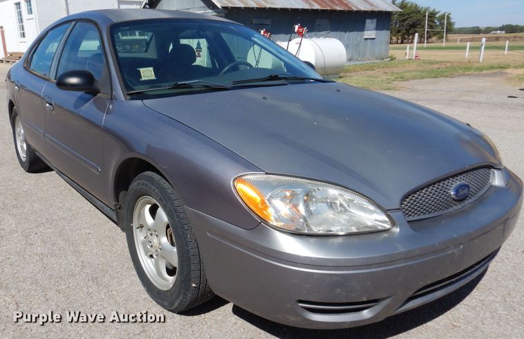 image for item KP9009 2006 Ford Taurus