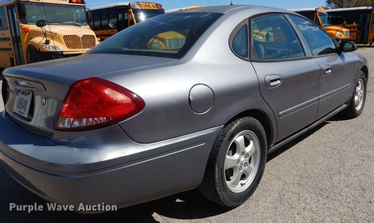 image for item KP9009 2006 Ford Taurus