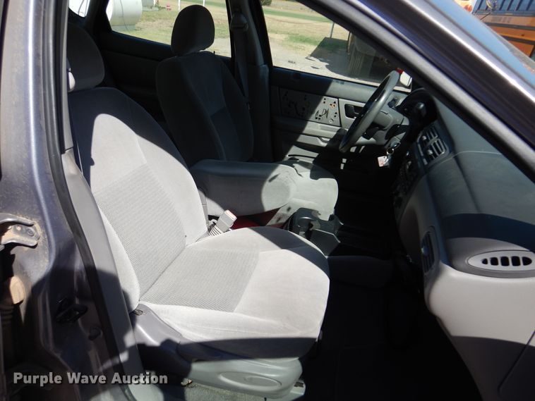 image for item KP9009 2006 Ford Taurus