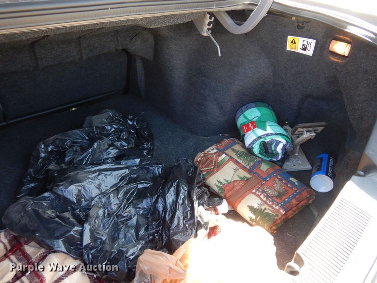 image for item KP9009 2006 Ford Taurus