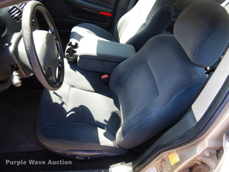 image for item KP9010 2004 Dodge Intrepid