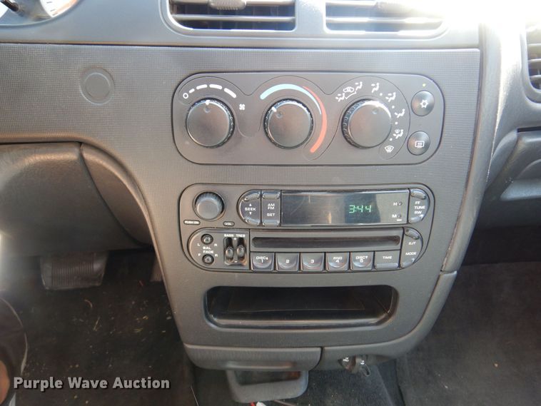 image for item KP9010 2004 Dodge Intrepid