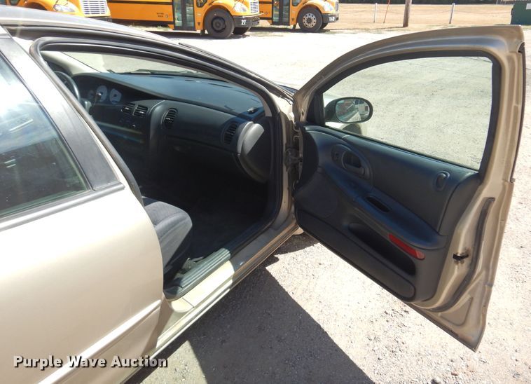 image for item KP9010 2004 Dodge Intrepid