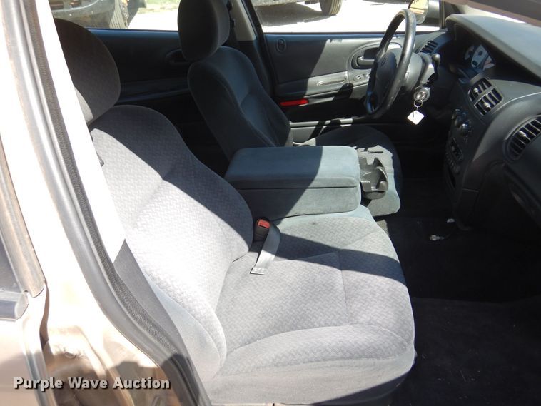 image for item KP9010 2004 Dodge Intrepid