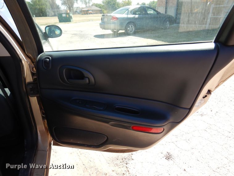 image for item KP9010 2004 Dodge Intrepid