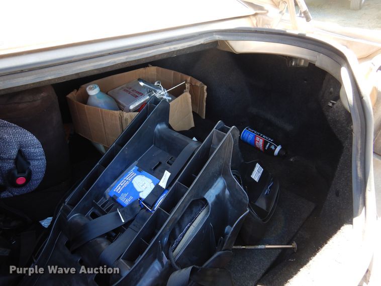 image for item KP9010 2004 Dodge Intrepid