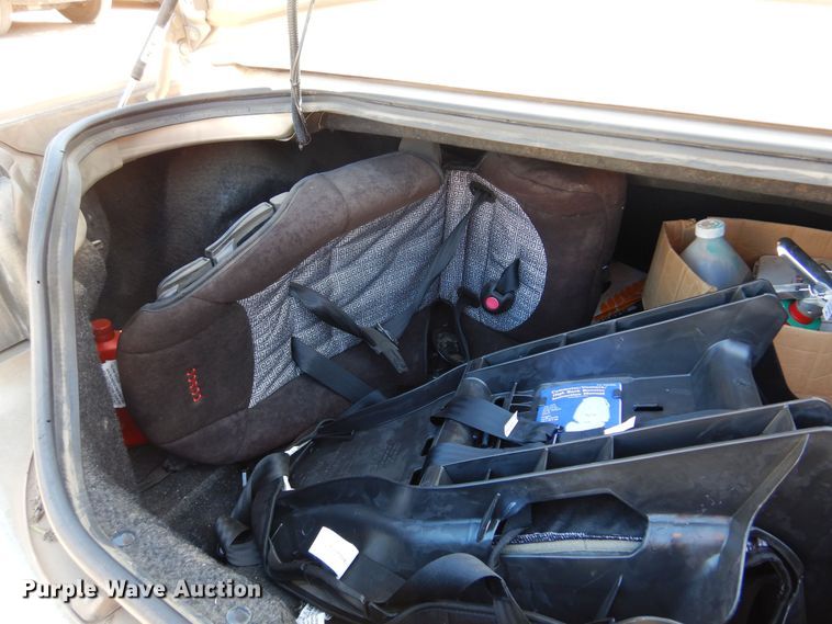 image for item KP9010 2004 Dodge Intrepid