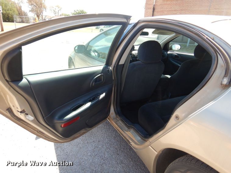 image for item KP9010 2004 Dodge Intrepid