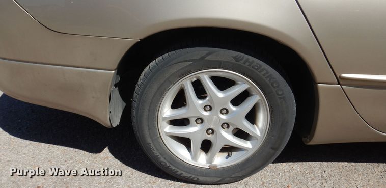 image for item KP9010 2004 Dodge Intrepid