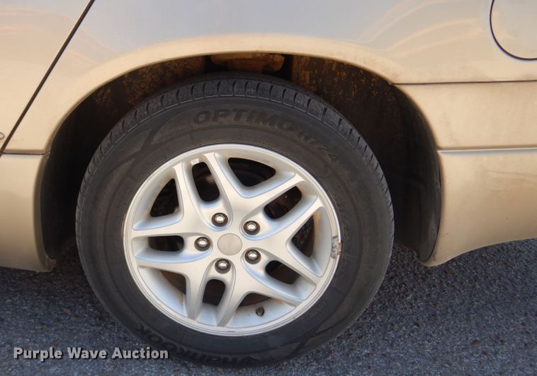 image for item KP9010 2004 Dodge Intrepid