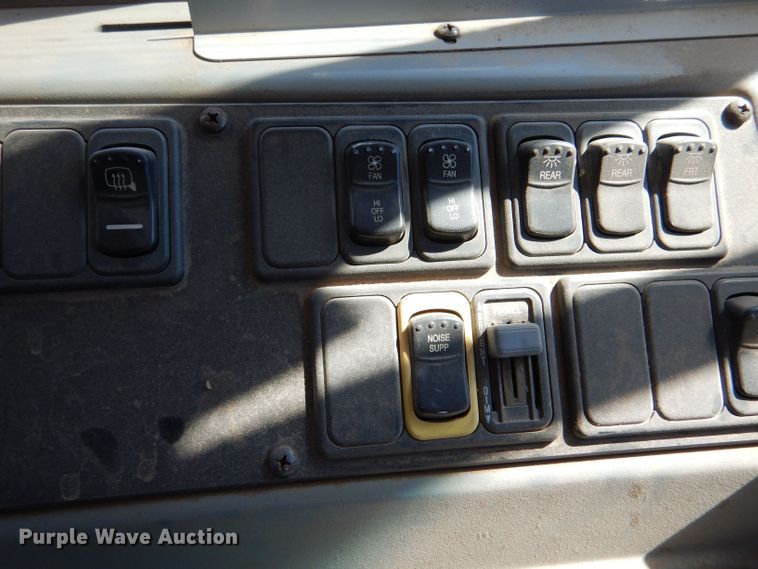 image for item LB9989 2006 Blue Bird  school bus