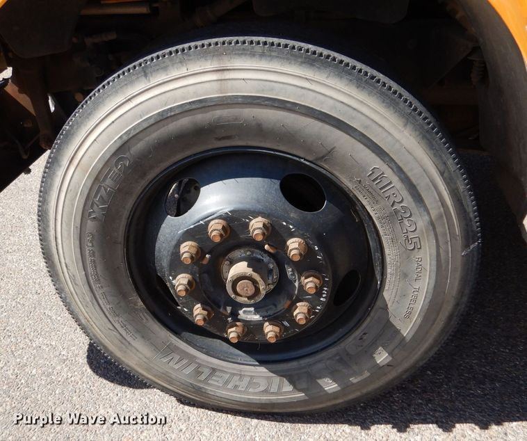 image for item LB9989 2006 Blue Bird  school bus