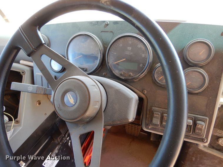 image for item LB9990 2006 Blue Bird  school bus