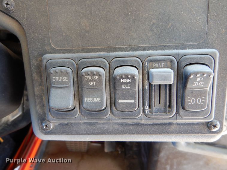 image for item LB9990 2006 Blue Bird  school bus