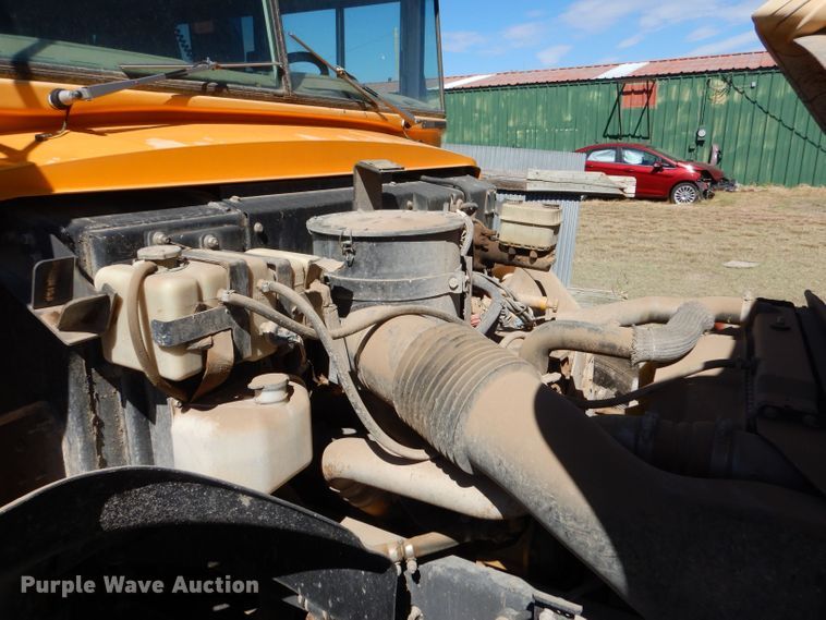 image for item LB9990 2006 Blue Bird  school bus