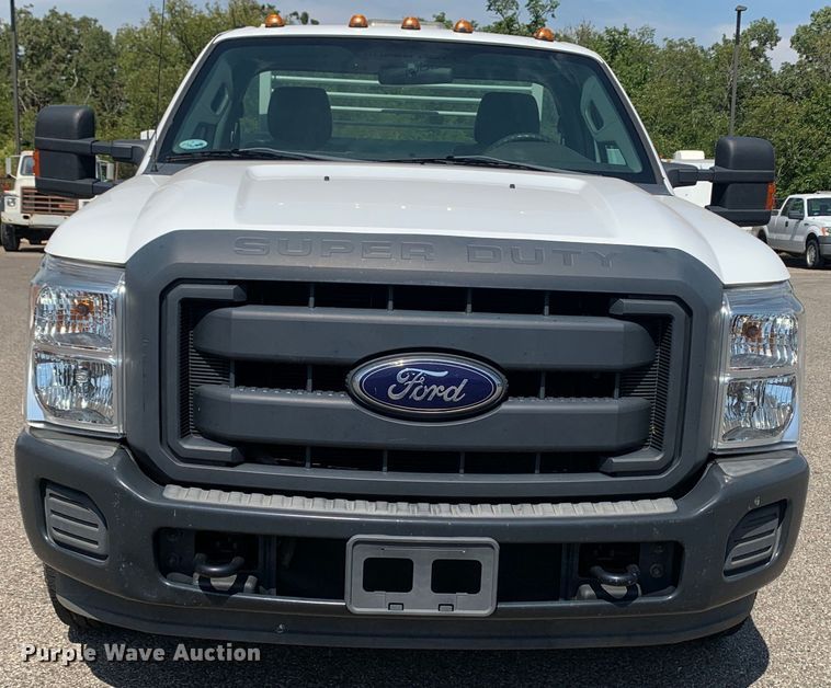 image for item LK9252 2012 Ford F350 Super Duty  utility bed pickup truck