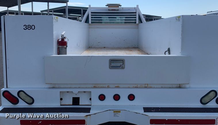 image for item LK9252 2012 Ford F350 Super Duty  utility bed pickup truck