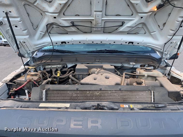 image for item LK9252 2012 Ford F350 Super Duty  utility bed pickup truck