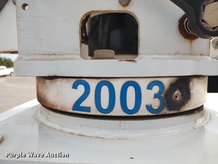 image for item LK9255 2010 Ford F350 Super Duty  utility bed pickup truck