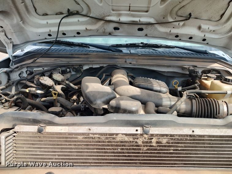 image for item LK9255 2010 Ford F350 Super Duty  utility bed pickup truck