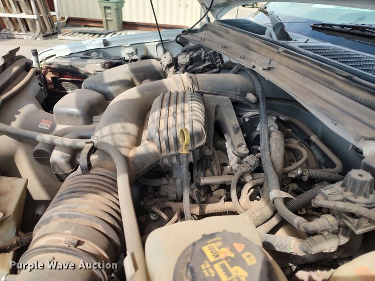 image for item LK9255 2010 Ford F350 Super Duty  utility bed pickup truck