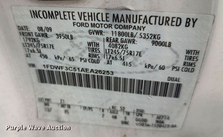 image for item LK9255 2010 Ford F350 Super Duty  utility bed pickup truck