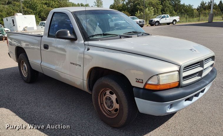 image for item LK9261 2000 Dodge Dakota  pickup truck