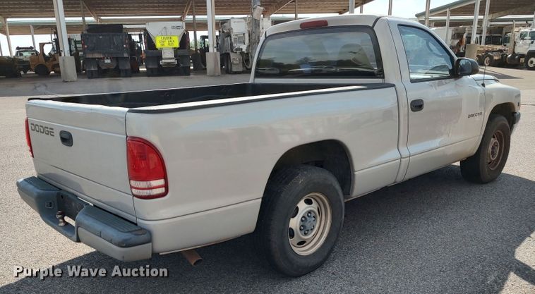 image for item LK9261 2000 Dodge Dakota  pickup truck