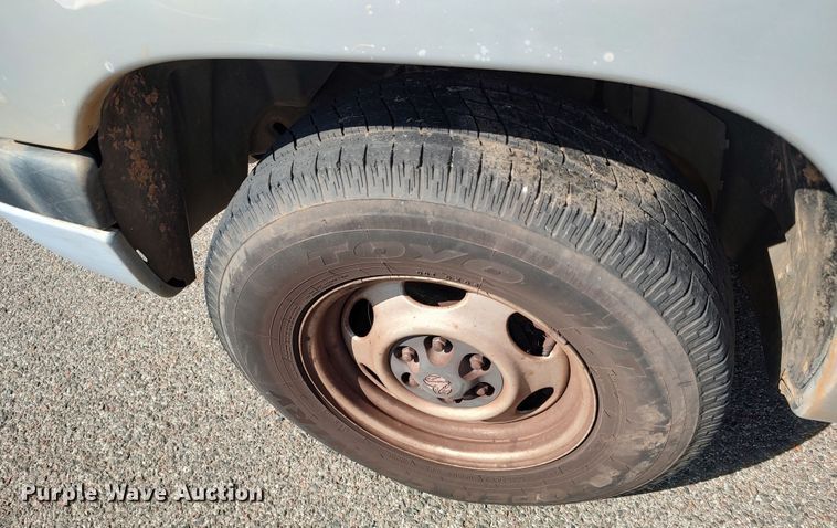 image for item LK9261 2000 Dodge Dakota  pickup truck