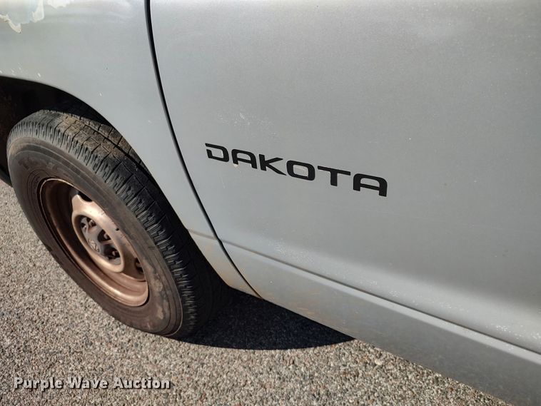 image for item LK9261 2000 Dodge Dakota  pickup truck