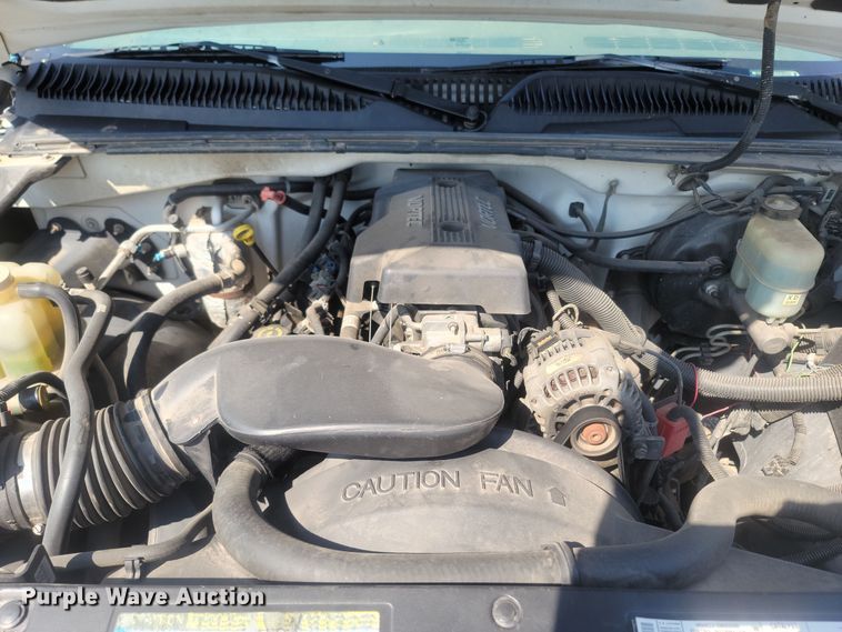 image for item LM9754 2000 Chevrolet Silverado 1500  pickup truck