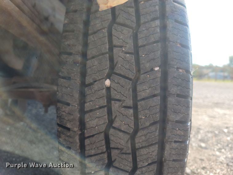 image for item LM9754 2000 Chevrolet Silverado 1500  pickup truck