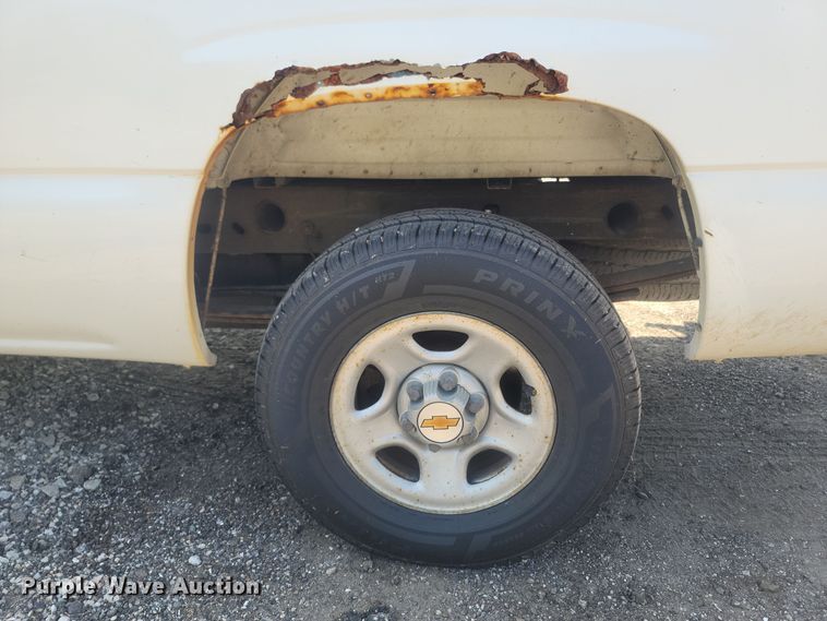 image for item LM9754 2000 Chevrolet Silverado 1500  pickup truck